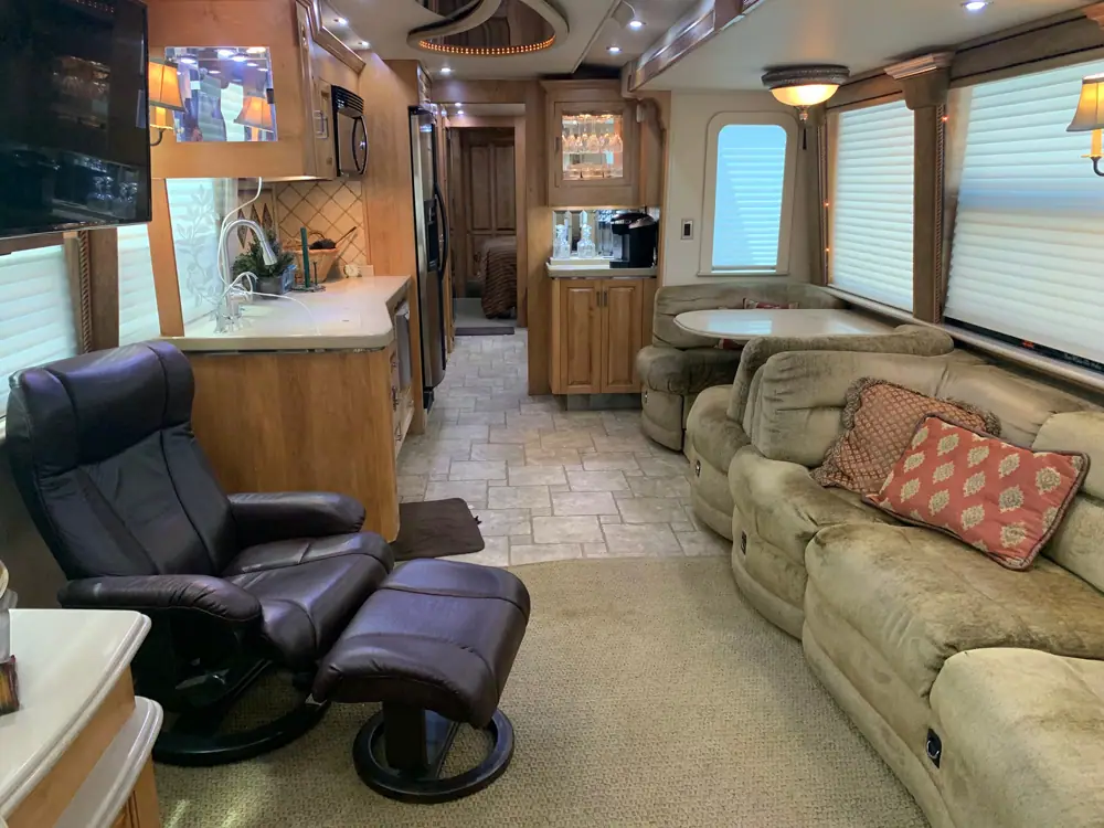 Goodson Bus Sales LLC, RV dealers in Maiden