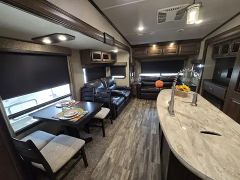 The Orange RV in Odessa, TX