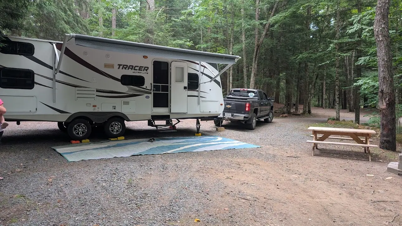 D&L Rv Rentals, RV dealers in West Winfield