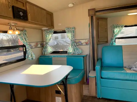 Sportsman's RV Rentals in Fort Worth, TX