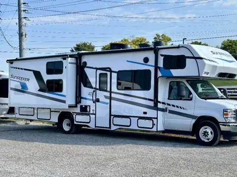 Nashville RV Rentals photo 2