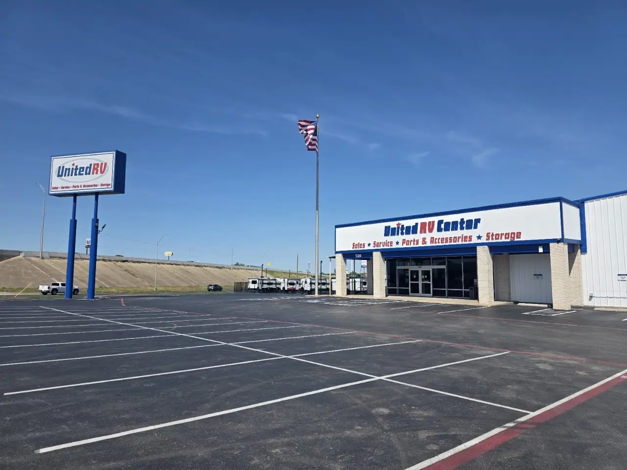 United RV Center, RV dealers in Haltom City
