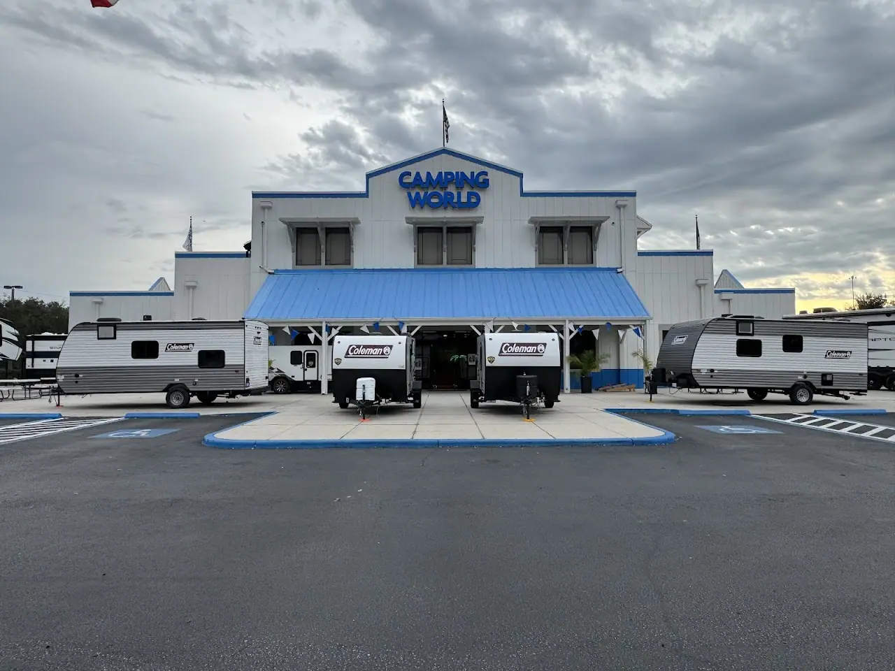 Camping World - Dover, RV dealers in Dover