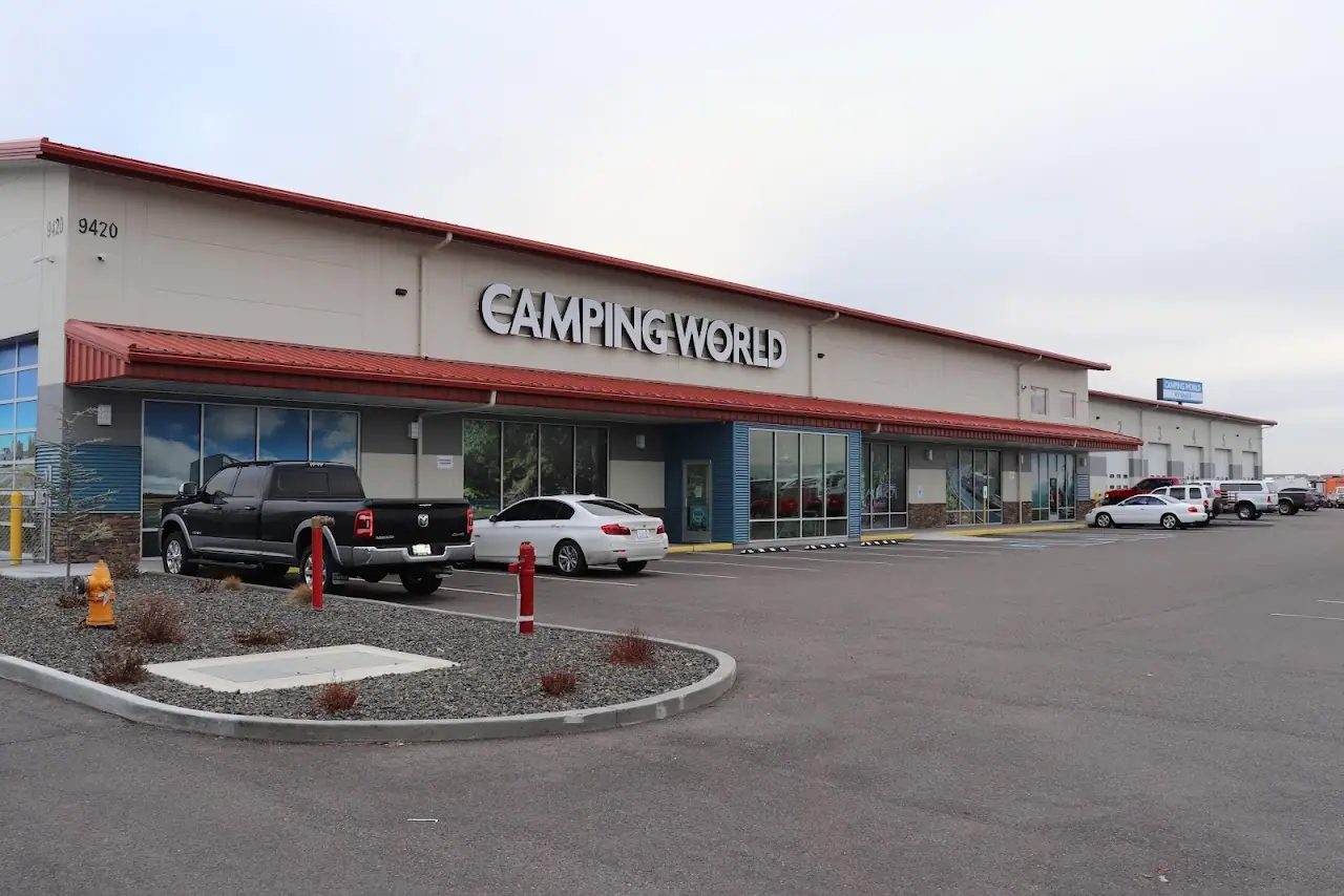Camping World - Pasco, RV dealers in Pasco