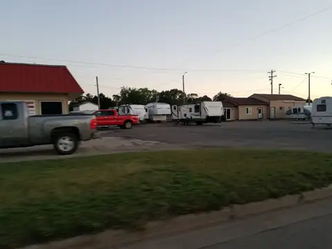 R & R Camper Center Ltd photo 3