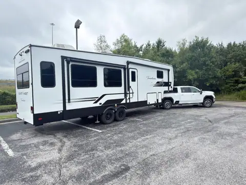 Arrowhead Camper Sales photo 3