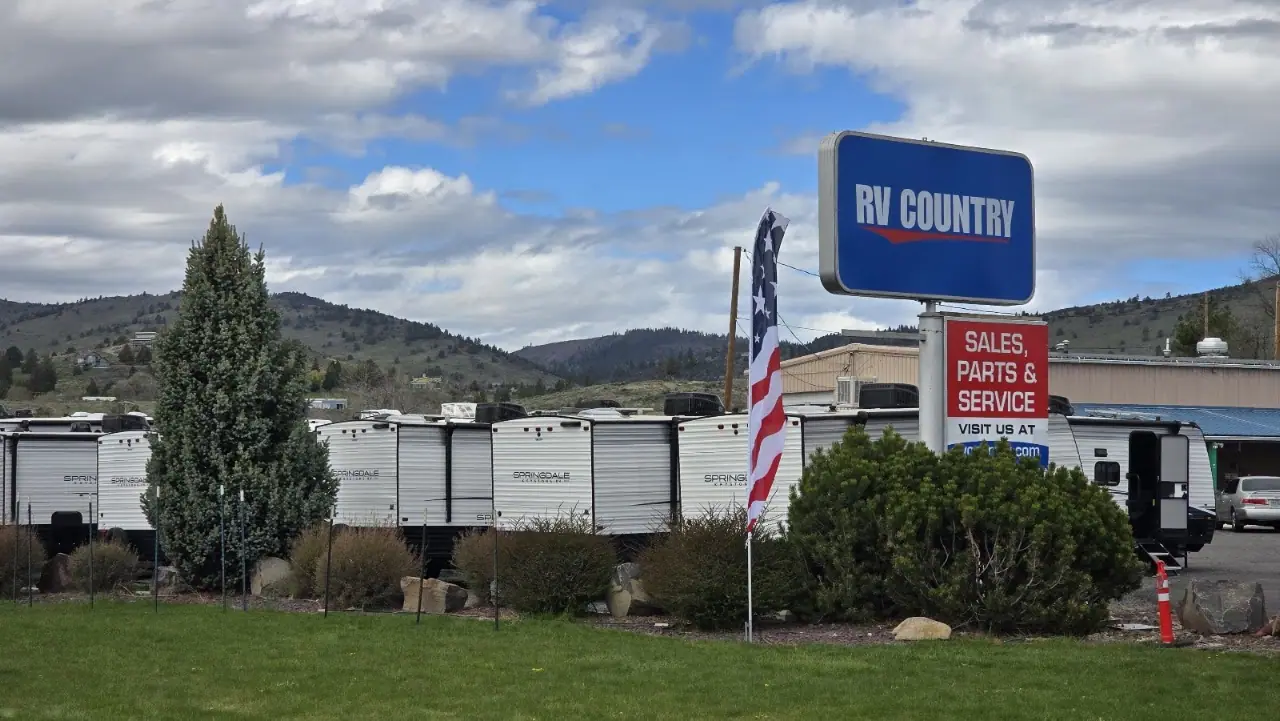 RV Country ( Klamath Falls ), RV dealers in Klamath Falls