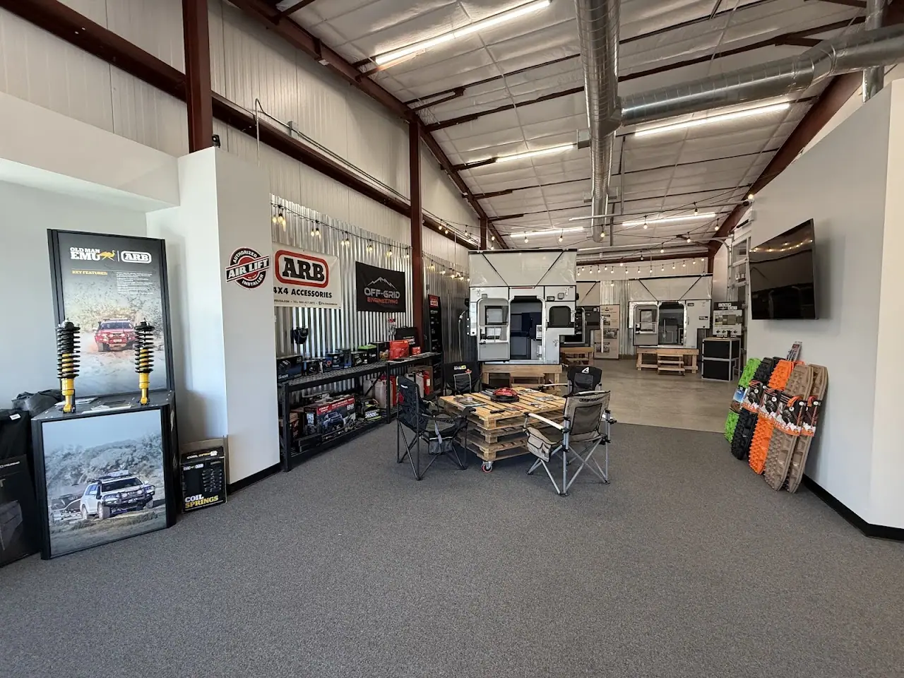 Four Wheel Campers Colorado, RV dealers in Frederick