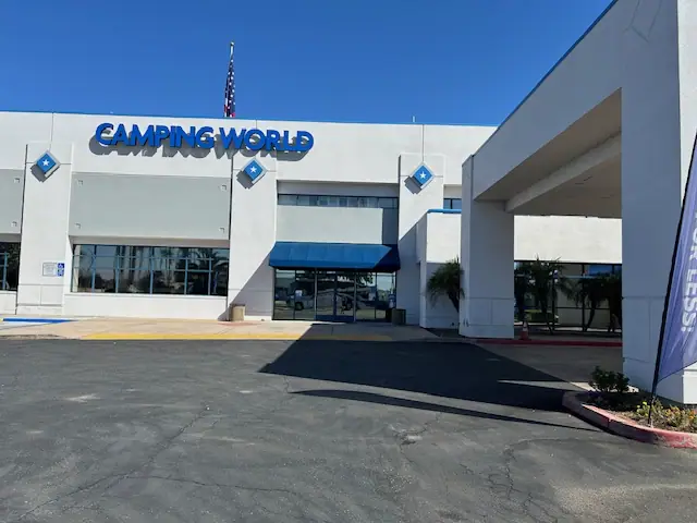 Camping World - Bakersfield, RV dealers in Bakersfield