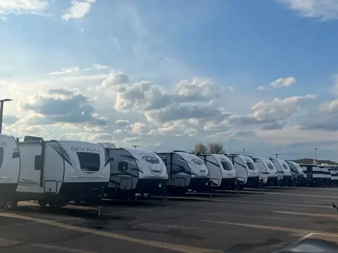 Price Right RV photo 3