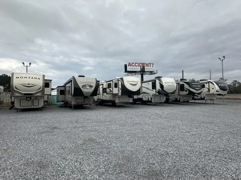 YOUR DREAM RV'S AND AUTO LLC. in Panama City, FL