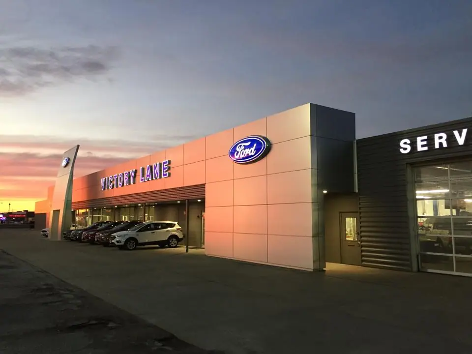 Victory Lane Outdoors, RV dealers in Litchfield