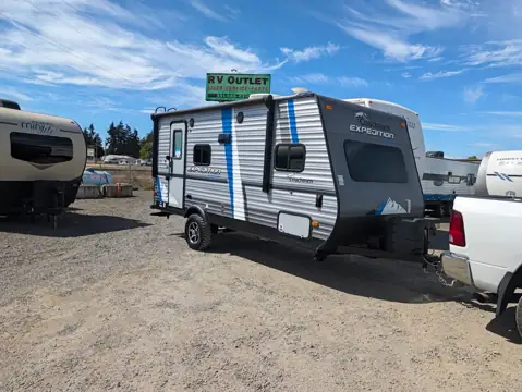 RV Outlet photo 3