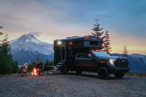 Alaskan Campers photo 3