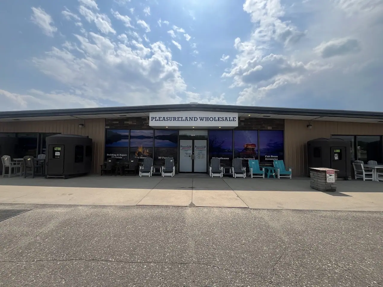 PleasureLand RV Wholesale Outdoor Recreation & Supply, RV dealers in Brainerd