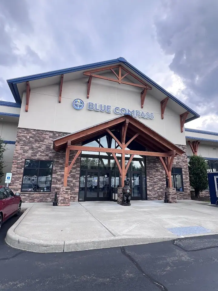 Blue Compass RV Albany, RV dealers in Latham