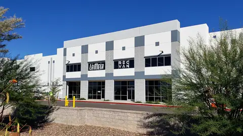 La Mesa | RecVan – Mesa RV & Motorhome Sales photo 2
