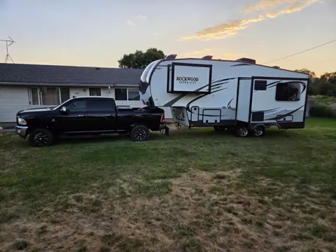 Sweet Anni's RV Store photo 3
