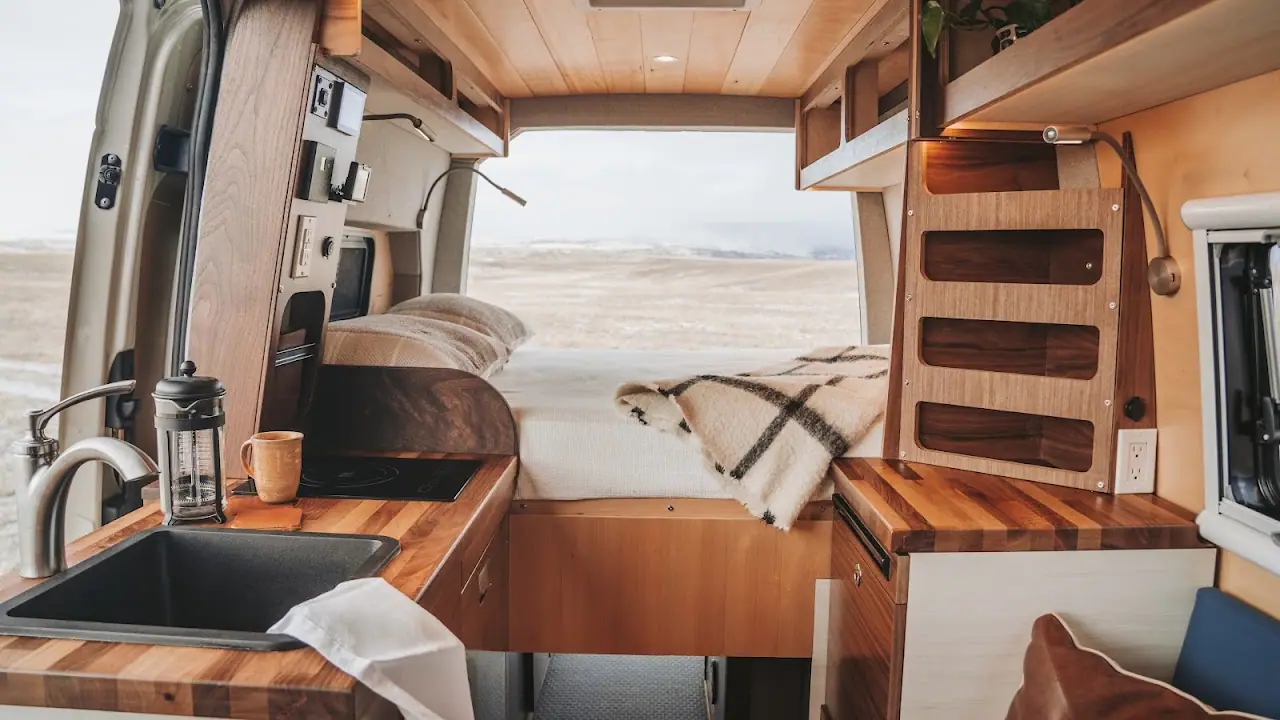 Tierra Traveler - Camper Van Rentals in Montana, RV dealers in Livingston