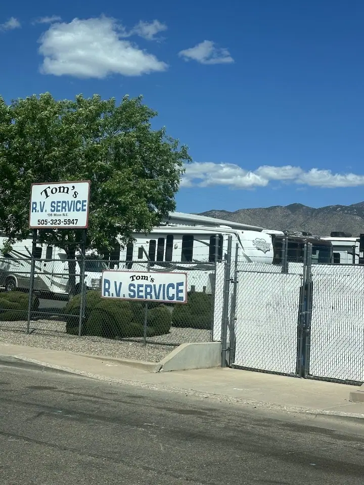 Tom's RV Service & Sales, RV dealers in Albuquerque