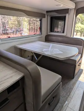Holiday RV photo 2