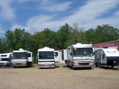 Magnum RV photo 2