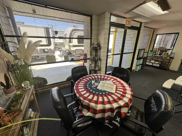 Banning RV, RV dealers in Banning