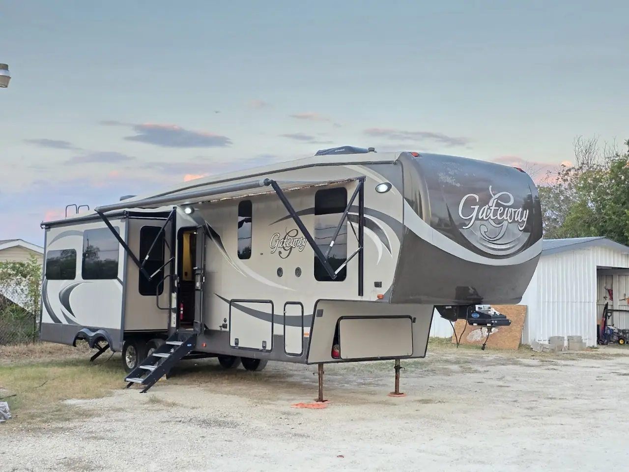 ADC RV SALES INC, RV dealers in San Antonio