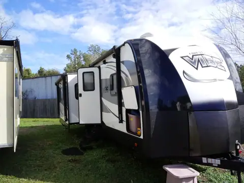 Dana Drake’s Countryside RV photo 3