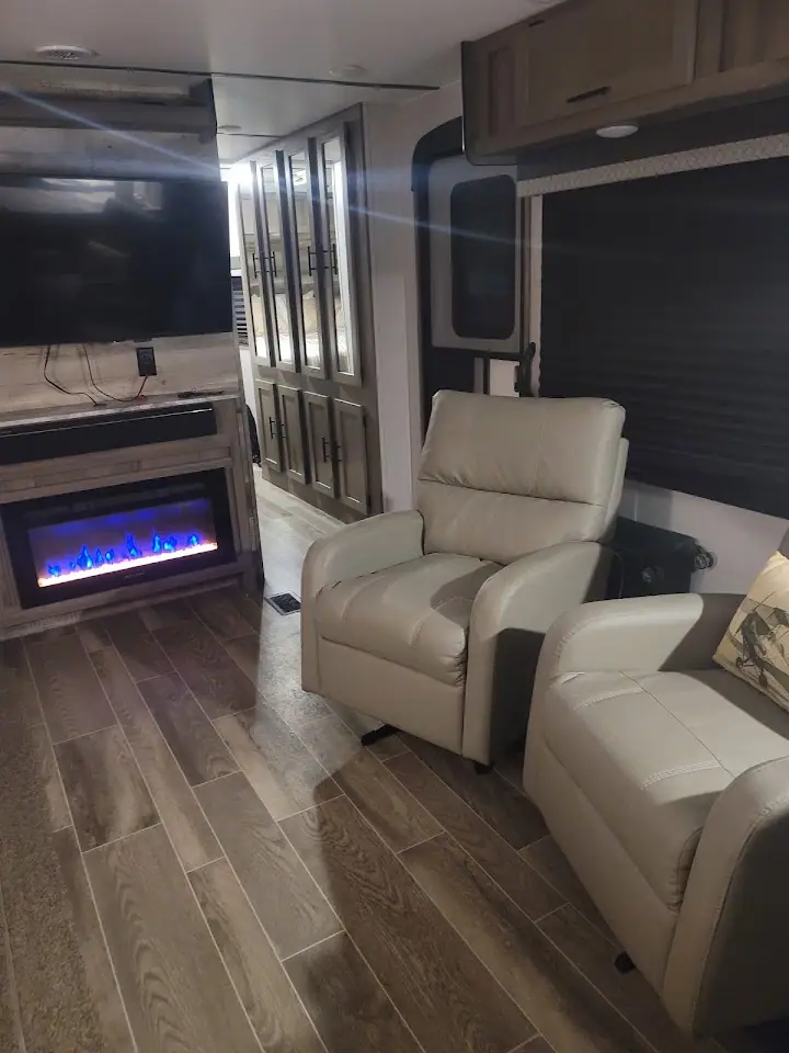 American Dream Vacations - RV Rentals & Sales, RV dealers in Boerne