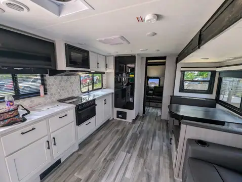 Kunes RV of Madison photo 3