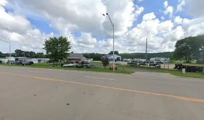 D & J Toppers & RV LLC, RV dealers in Prairie du Chien