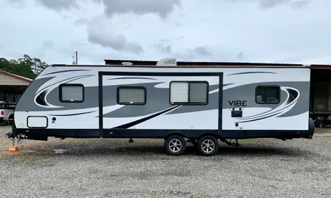 American RV Rental photo 2